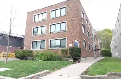 464 Summerhill Avenue Unit# 14 Toronto C09 Ontario M4W 2E4