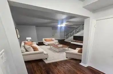 302 Westcourt Place Waterloo Ontario N2L 2R7