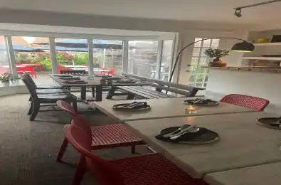 2197 Bloor Street Toronto W02 Ontario M6S 1N2