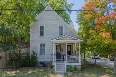 26 Mountain Street Grimsby Ontario L3M 3K1