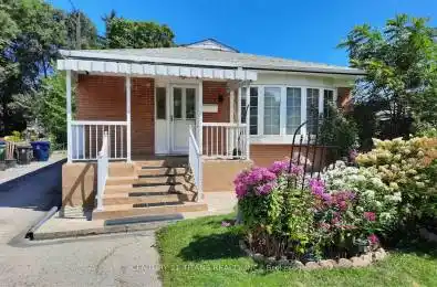 3 Saugeen Crescent Toronto E04 Ontario M1K 3M8