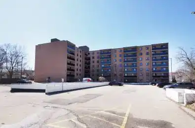 29 West Avenue Unit# 403 Kitchener Ontario N2M 5E4