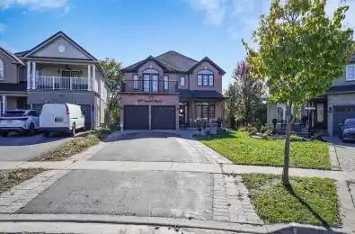 579 Faywood Crescent Oshawa Ontario L1K 2S4
