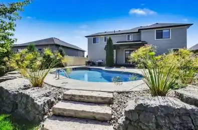 212 Jasmine Drive Lakeshore Ontario N8L 0T1