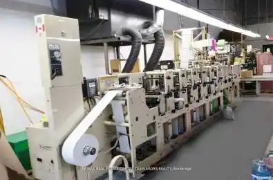 385 Admiral Boulevard Unit# 5 Mississauga Ontario L5T 2M8