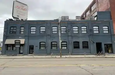 2480 Dundas Street Toronto W02 Ontario M6P 1W9