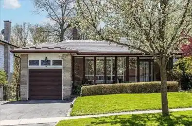 37 Satok Terrace Toronto E10 Ontario M1E 3N6