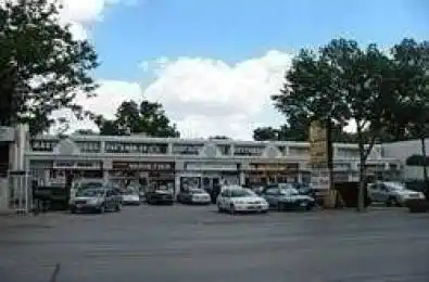 10255 Yonge Street Unit# 207 Richmond Hill Ontario L4C 3B2