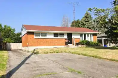 602 Finucane Street Oshawa Ontario L1J 5L6
