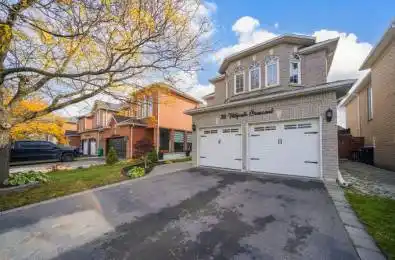 38 Hillpath Crescent Brampton Ontario L6Z 4T9