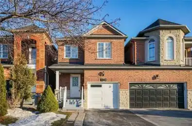 7438 Magistrate Terrace Mississauga Ontario L5W 1L2