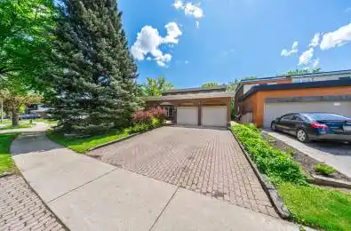63 Collingdale Road Toronto W10 Ontario M9V 3R2