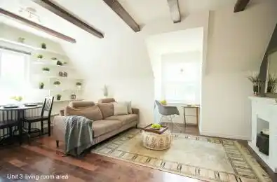 117 Bellhaven Road Toronto E02 Ontario M4L 3J9