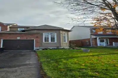 1725 Woodgate Trail Oshawa Ontario L1G 8B4