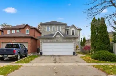 3372 Bobwhite Mews Mississauga Ontario L5N 6E7