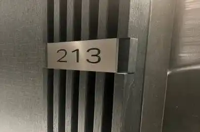 110 Broadway Avenue Unit# 213 Toronto C10 Ontario M4P 1V7