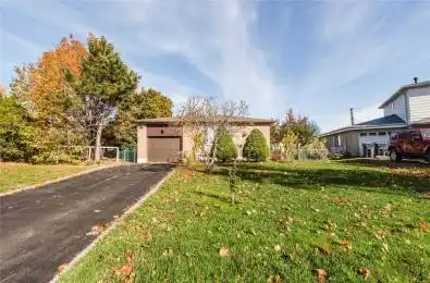 12 Finsbury Drive Brampton Ontario L6T 3P9