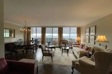 400 Walmer Road Unit# 2511 Toronto C03 Ontario M5P 2X7