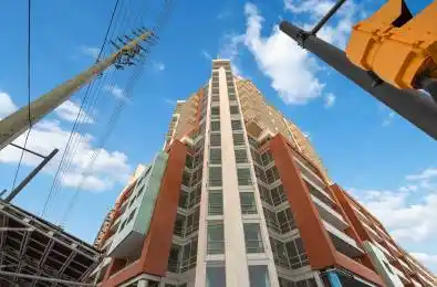 8888 YONGE Street Unit# 412 Richmond Hill Ontario L4C 5V6