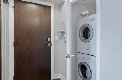 6 Eva Road Unit# 801 Toronto W08 Ontario M9C 0B1