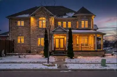 15 Vanwood Crescent Brampton Ontario L6P 2X4