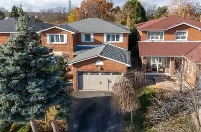 4272 Wakefield Crescent Mississauga Ontario L5C 4M4