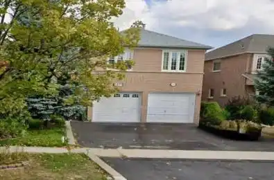 5477 Palmerston Crescent Mississauga Ontario L5M 5Z8