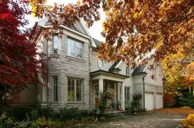94 Shorewood Place Oakville Ontario L6K 3Y4