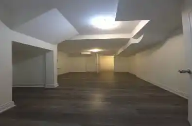 86 Humberstone Crescent Brampton Ontario L7A 4C1