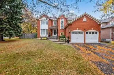 16 Mantell Crescent Ajax Ontario L1T 3N6