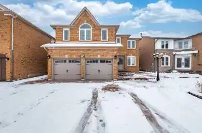 54 Hollybush Street Brampton Ontario L6R 1A6