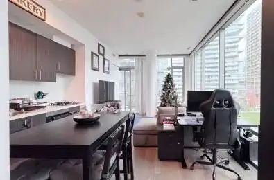 39 Queens Quay Unit# 403 Toronto C08 Ontario M5E 0A5