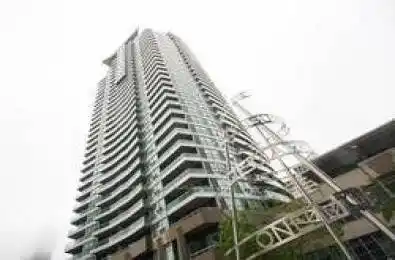 33 Elm Drive Unit# 2605 Mississauga Ontario L5B 4M2
