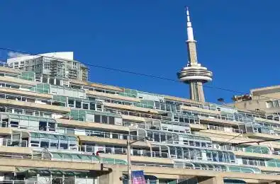 480 Queens Quay Unit# 306W Toronto C01 Ontario M5V 2Y3