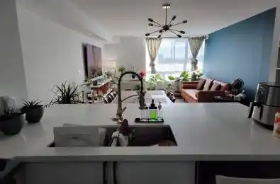 8 Covington Road Unit# 803 Toronto C04 Ontario M6A 3E5