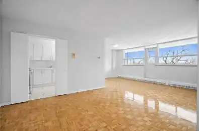 100 Rowena Drive Unit# 102 Toronto C13 Ontario M3A 1P9