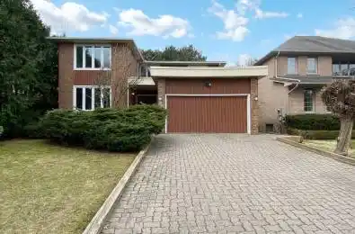 8 Orchid Court Toronto C12 Ontario M2L 2X8