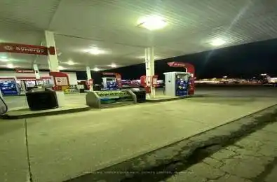 8214 Lundy's Lane Niagara Falls Ontario L2H 0L4