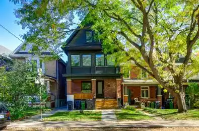 269 Leslie Street Unit# 3rd floor Toronto E01 Ontario M4M 3C8