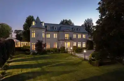 45 Bayview Ridge Toronto C12 Ontario M2L 1E3