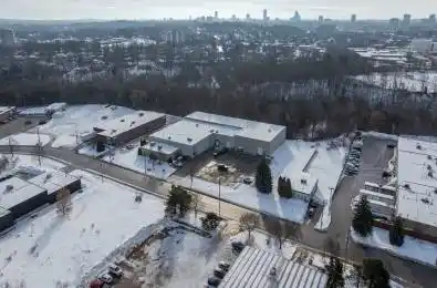 139 Dearborn Place Waterloo Ontario N2J 4N5