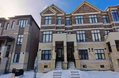 16 Kahshe Lane Richmond Hill Ontario L4S 0N7