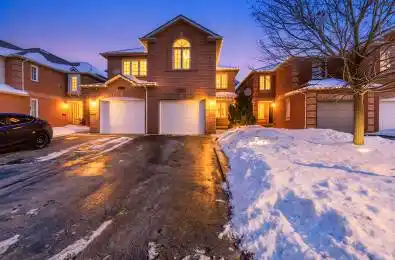 7031 Graydon Court Mississauga Ontario L5N 7H4
