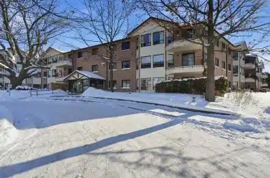 111 Grew Boulevard Unit# 301 Georgina Ontario L0E 1L0