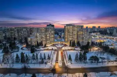 7 Townsgate Drive Vaughan Ontario L4J 7Z9