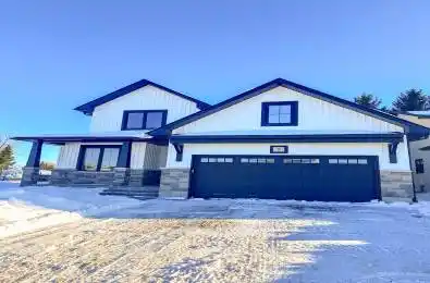 2 Mackenzie John Crescent Brighton Ontario K0K 1H0