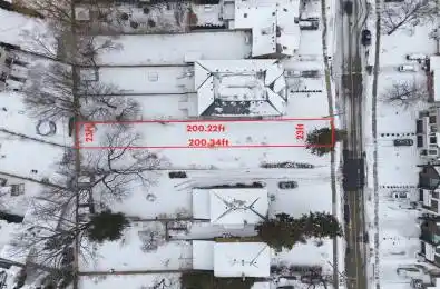 19A Broadview Avenue Mississauga Ontario L5H 2S8