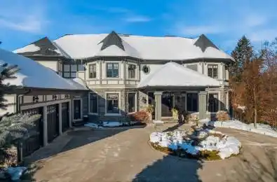 8 Swansdown Drive Toronto C12 Ontario M2L 2N1