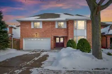54 GOLDCREST Drive Hamilton Ontario L8G 4T6