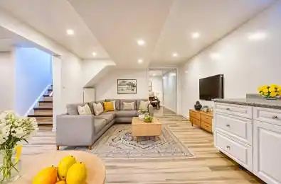 72 Nanaimo Crescent Hamilton Ontario L8E 0E2